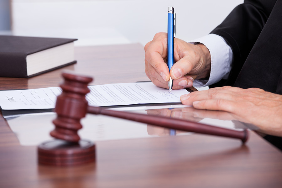 上海合同案件律師解析合同違約責任