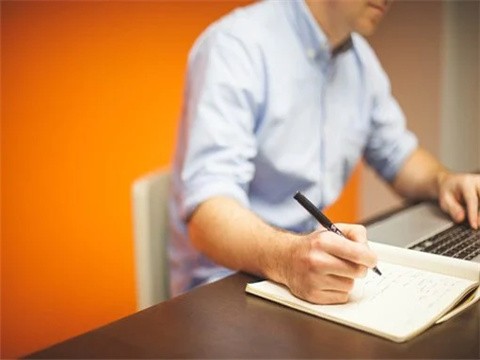 上海債務訴訟時能主張支付逾期付款損失嗎